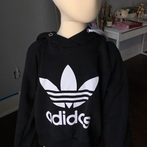 back adidas cropped sweatshirt